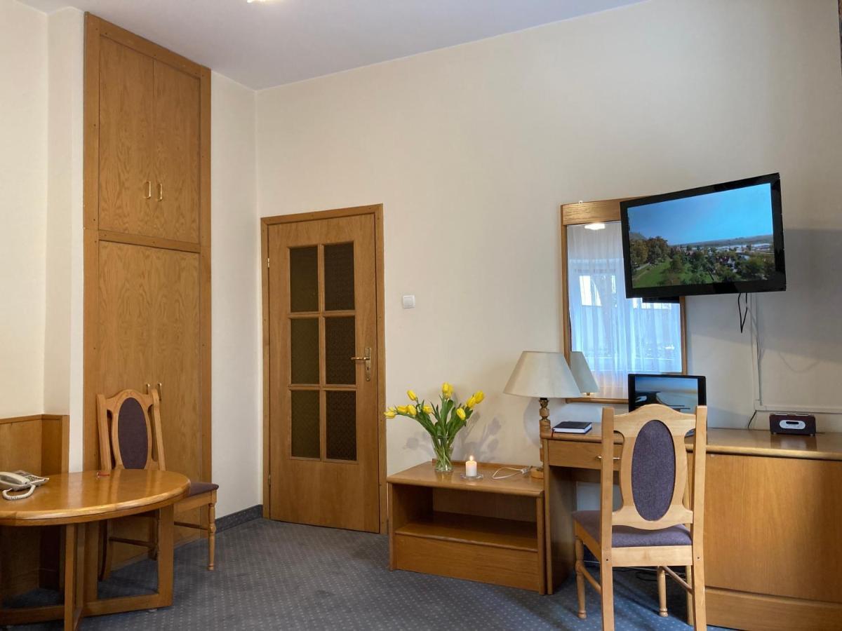Bed and Breakfast Karat Varsavia Esterno foto