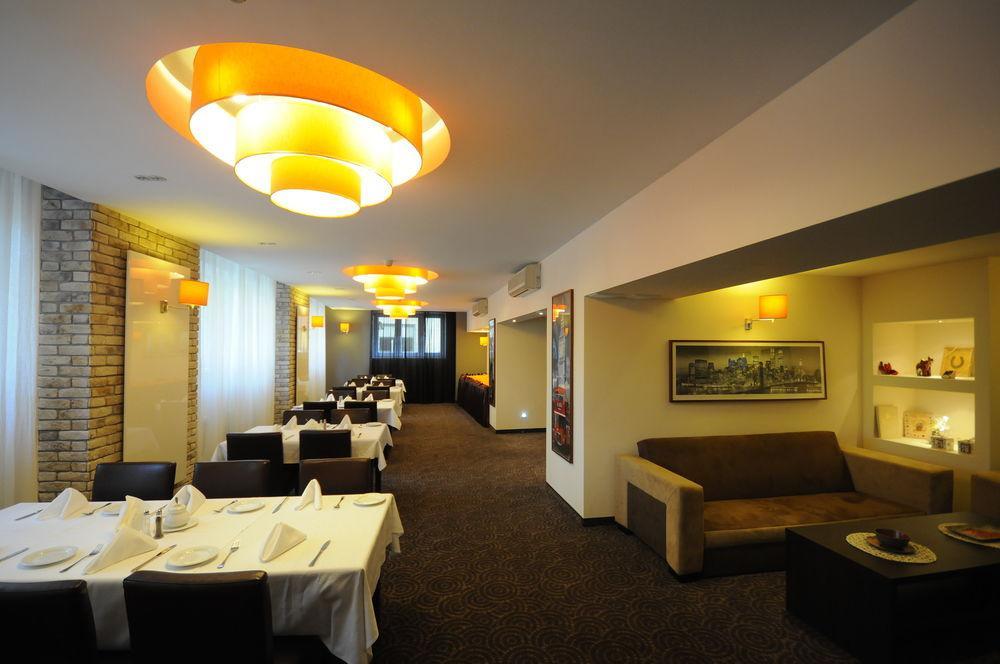 Bed and Breakfast Karat Varsavia Esterno foto